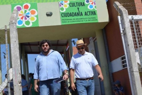 Ministro de Cultura de la Nación en barrio Ongay: La cultura es un vehículo que suaviza las tensiones