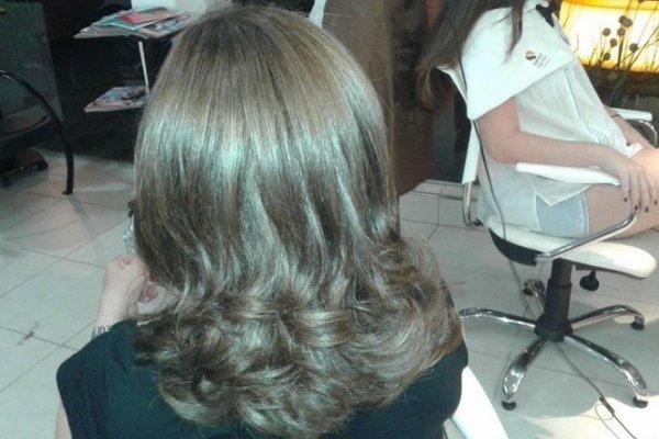 Éxito en multicapas en el Salón de Sandra Espínola estilista
