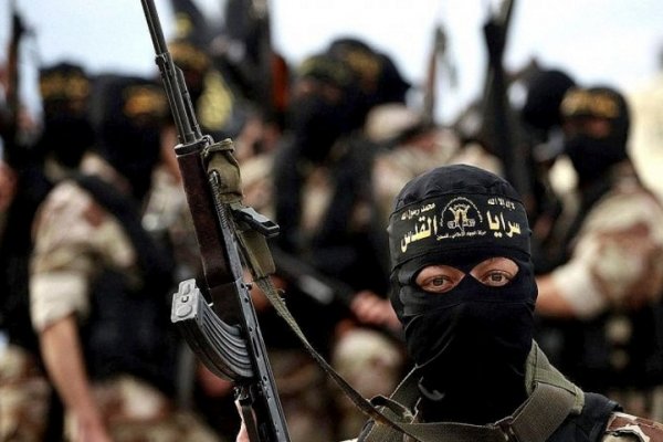Golpe al ISIS: Entregan a la prensa una lista de 22 mil de sus miembros