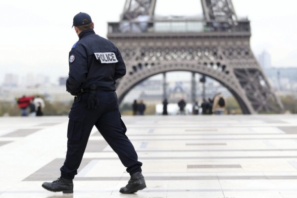 Detienen en París a cuatro sospechosos de preparar un atentado