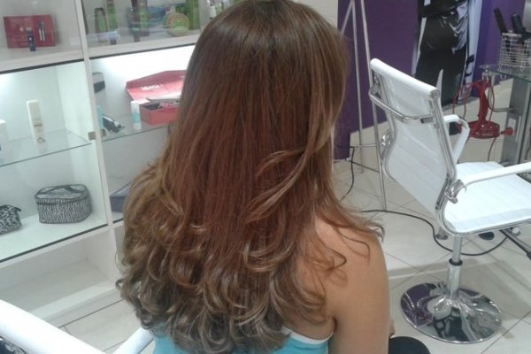 Naturaleza de colores para tu pelo en el salón de Sandra Espínola