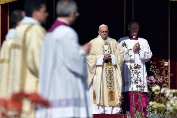 El Papa lamentó la brutal violencia que sigue derramando sangre