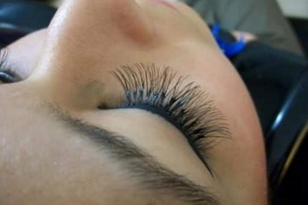Maquillaje HD o de alta definición en el salón de Sandra Espínola