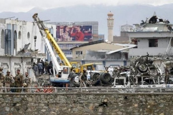Afganistán: Al menos 40 muertos por un ataque talibán en Kabul