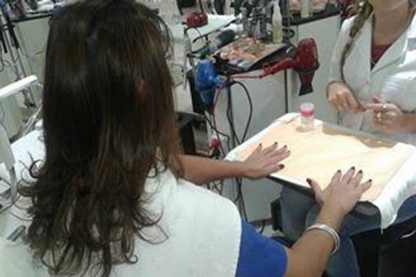 Los Pies y su belleza en el Salón de Sandra Espínola