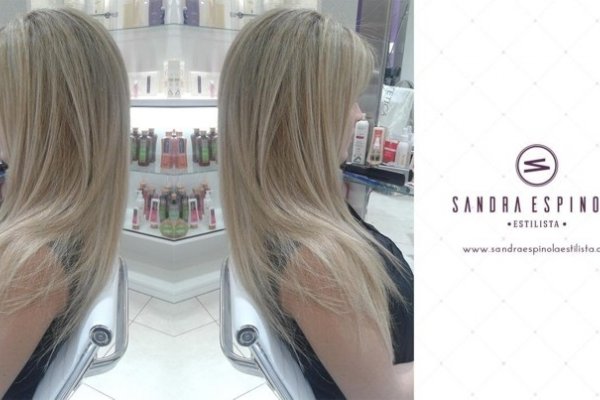 Brillo y Vitalidad para tu pelo en el salón de Sandra Espínola
