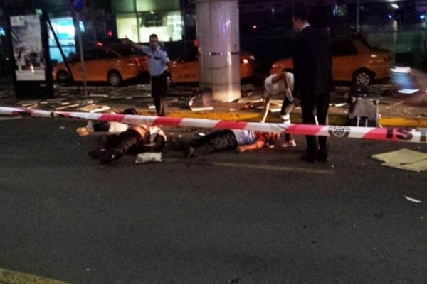 Diez muertos en un atentado en el principal aeropuerto de Estambul