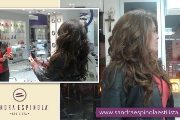 Belleza de cada Mujer en el salón de Sandra Espínola estilista