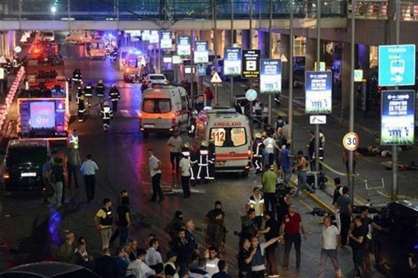 Ascendió a 45 la cifra de muertos por el atentado contra el aeropuerto