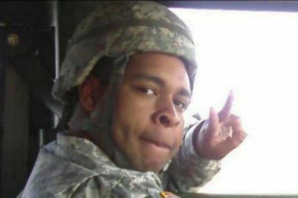 El intrigante mensaje que escribió con sangre el tirador de Dallas