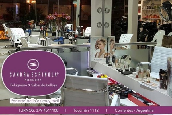Maquillaje y creatividad en el salón de Sandra Espínola