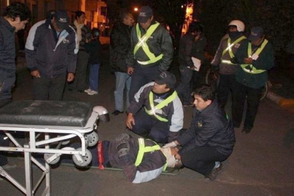 Capital: Conductor enojado por un control chocó a un inspector