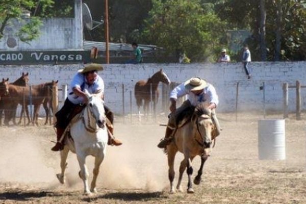 Ituzaingó lista para vivir la Fiesta Nacional de la Yerra y la Doma