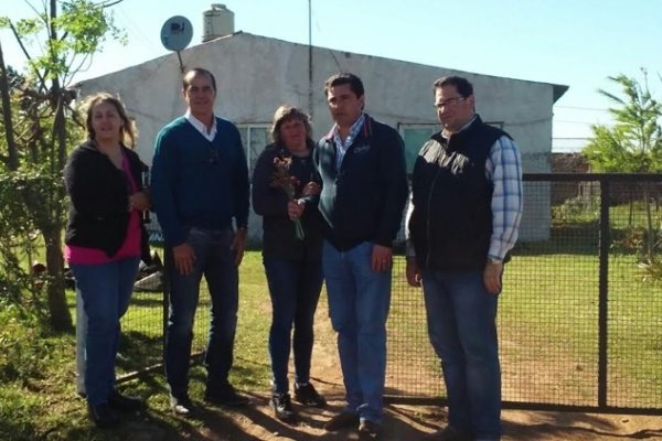 Giraud y Garay recorrieron obras de pavimentación y cuneteo