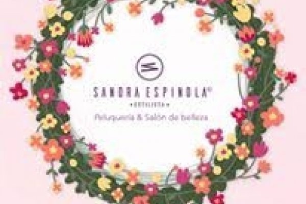 Alta definición para el maquillaje en el salón de Sandra Espínola