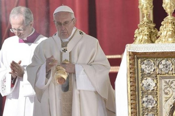 El Papa pidió luchar juntos contra la pobreza, que degrada, ofende y mata