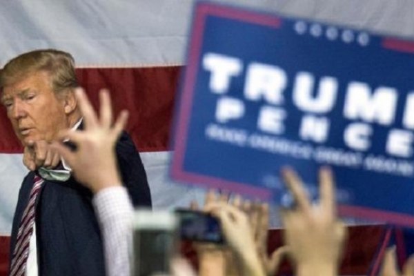 Trump admitió que está detrás de Clinton en las encuestas