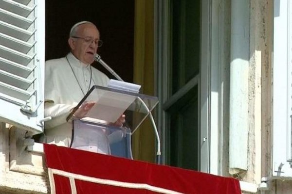 El Papa expresó su cercanía con las poblaciones afectadas por el sismo