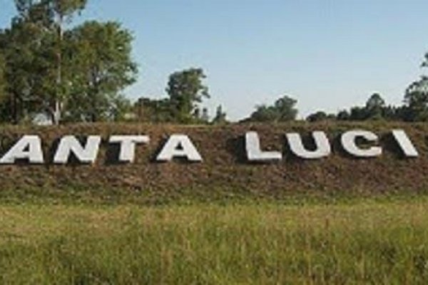 Santa Lucía aumentó un 25% los sueldos municipales