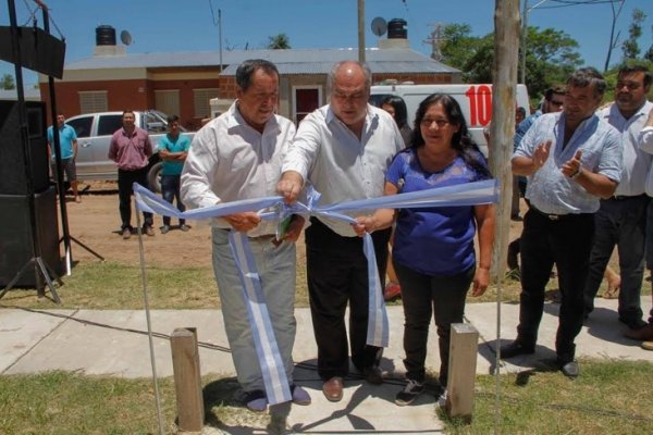 Entregaron 15 viviendas en Berón de Astrada y anunciaron más construcciones