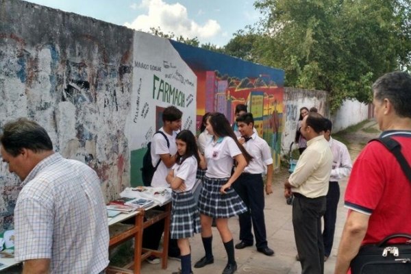 Inauguración del Mural por la Vida en el Colegio Federico Leloir