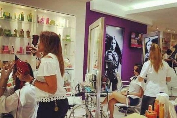 Peinados de Navidad en el Salón de Belleza de Sandra Espínola