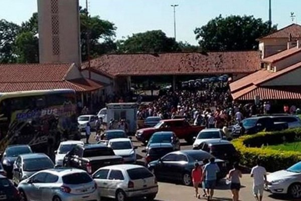 Instalan unidades móviles para agilizar el paso a Brasil