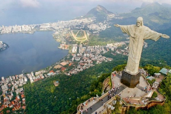 En plena temporada alta, una ola de robos golpea a Río de Janeiro