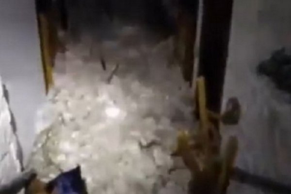 Hallan a ocho sobrevivientes del hotel sepultado por una avalancha