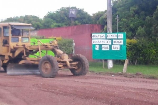 Inician enripiado en camino que une San Luis del Palmar y Hertlizka