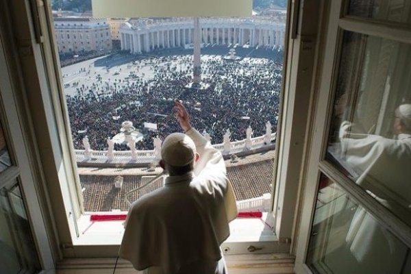 El papa Francisco pidió menos divisiones, contrastes y polémicas