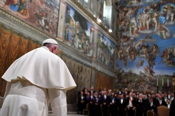 El Papa instó a cambiar las reglas del sistema socio-económico