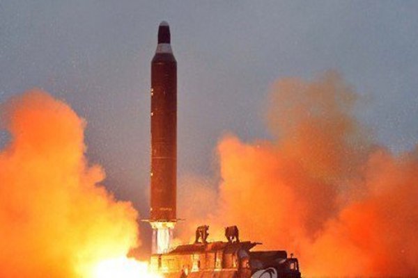 Corea del Norte lanzó un misil y generó la condena de Japón y EE.UU.