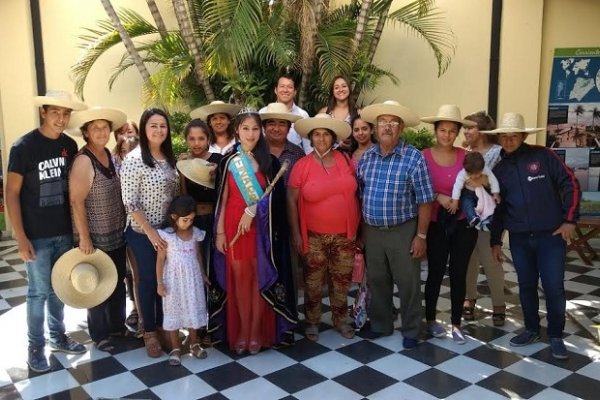 Se presentó el Festival del Sombrero de Palma en Yatay Ti Calle