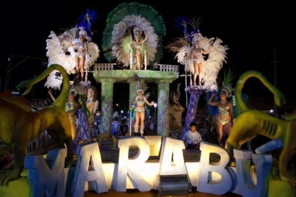 Unas 4 mil personas disfrutaron de la tercera noche de carnaval