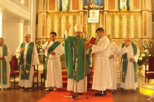 Monseñor Canecin celebró el Jubileo de Oro de la Renovación Carismática