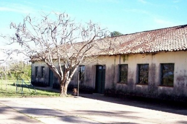 San Cosme: Piden rápida intervención del Gobierno por el estado deplorable de la Escuela 776