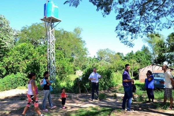 Bella Vista: familias que quedaron aisladas por las lluvias recibieron asistencia municipal