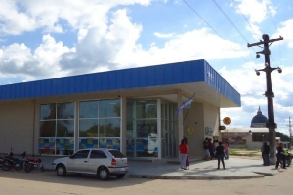 Itatí: Jornaleros no pueden cobrar sus trabajos porque el Banco no le habilita la firma a Salvador Lugo