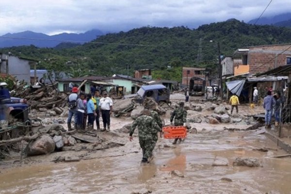 Colombia: Al menos 154 muertos y 200 heridos por una avalancha