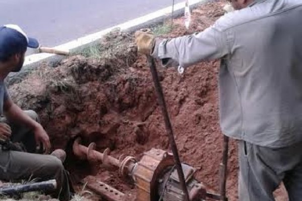 Plan Aguas: etapa final de obra el tendido de red en Ensenadita
