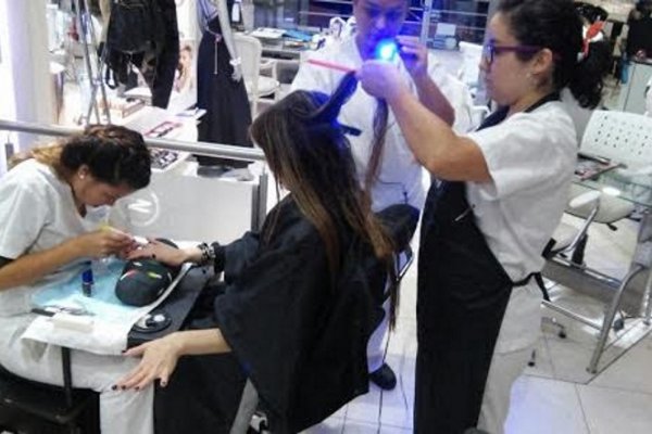 Que el clima no cuente para ponerte bella en Sandra Espinola Estilista