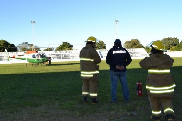 Dramática situación: Bomberos Voluntarios de Capital prestan servicios en San Luis del Palmar