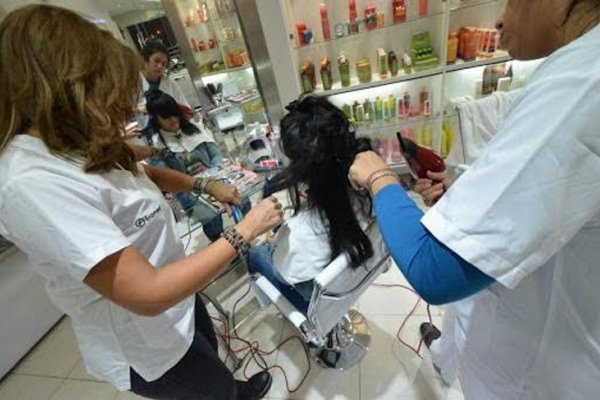 Ondas que son tendencia en Sandra Espinola Estilista