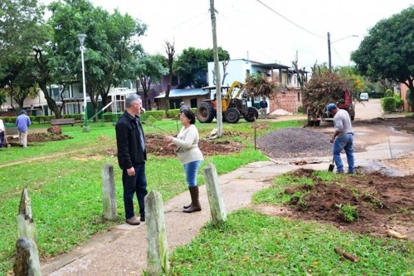 Walter Chavez visitó los barrios Costa Esperanza y Los Pinos