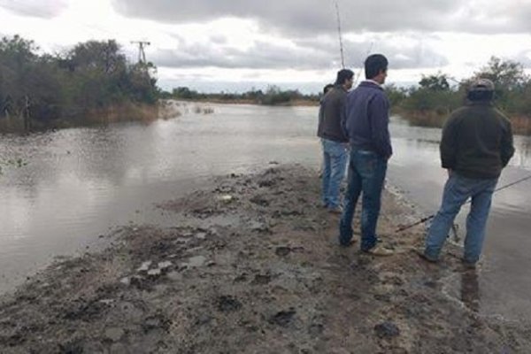 Inundaciones: Situación de emergencia en Cruz de los Milagros