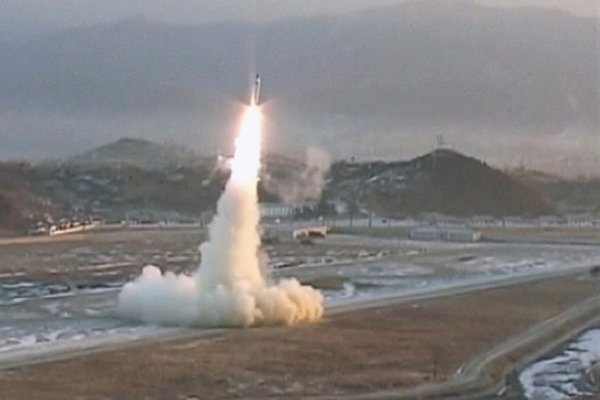 Corea del Norte lanzó un proyectil balístico