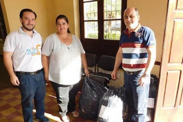 San Cosme: El Municipio recibió donaciones para inundados y gestionó mobiliario para escuelas