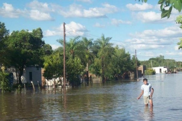 Finalmente el Gobernador escuchó las necesidades de los pobladores de San Luis del Palmar