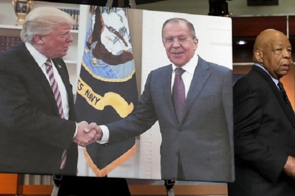 La oposición demócrata exige una profunda investigación parlamentaria sobre Trump